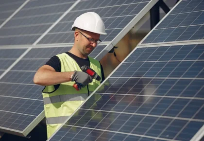 Seguro para placas solares: benefícios e como funciona